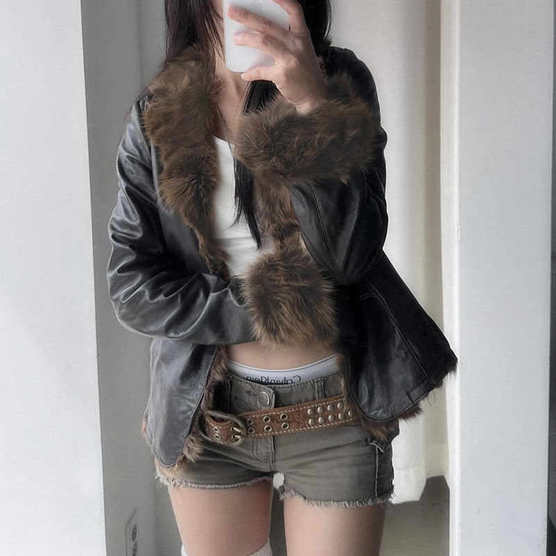 Damen-Lederjacke mit abnehmbarem Revers, langen Ärmeln und Reißverschluss