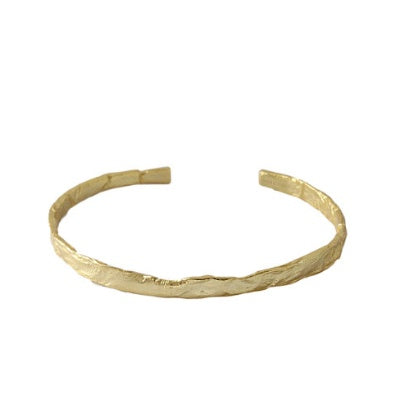Unregelmäßiger Armreif mit Goldfoliendekor – Eleganz mit persönlichem Touch