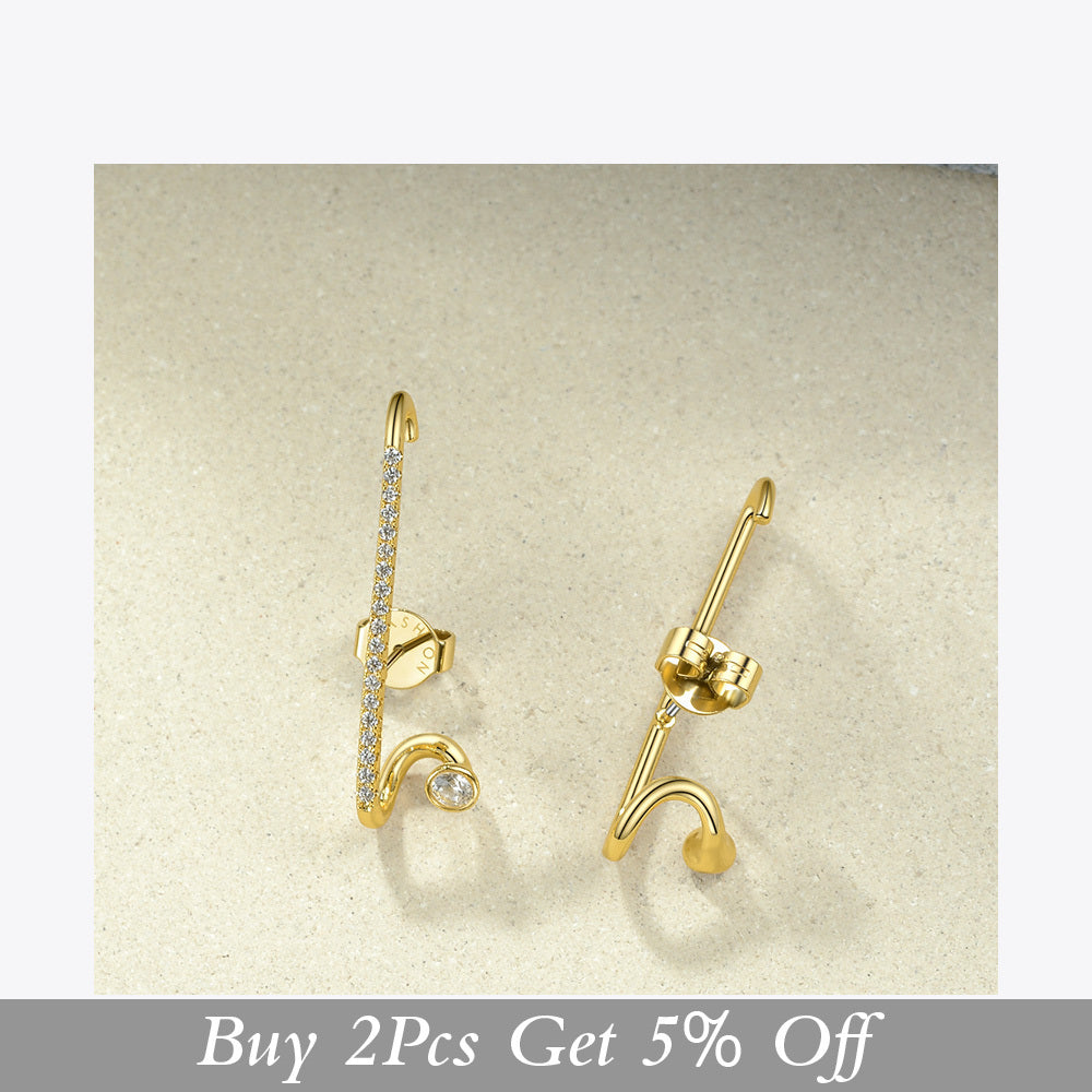 18K Goldplattierte Messing Ohrstecker im Europäischen und Amerikanischen Design mit Geometrischer Anordnung von Kleinen Diamanten
