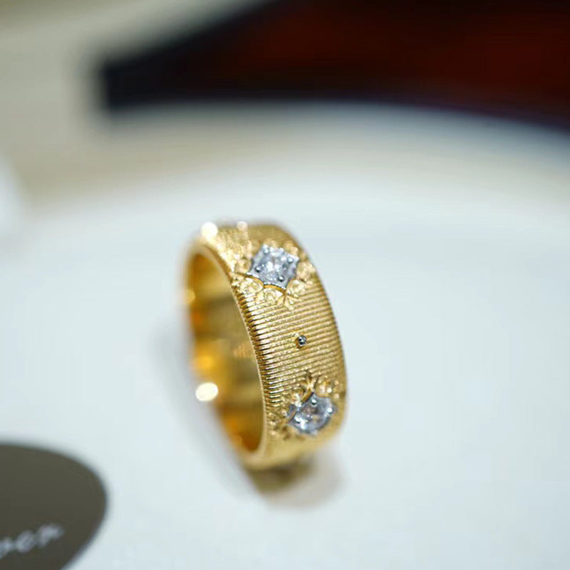 Antique Silver Gold Ring with Cubic Zirconia - Retro Charm for Men and Women