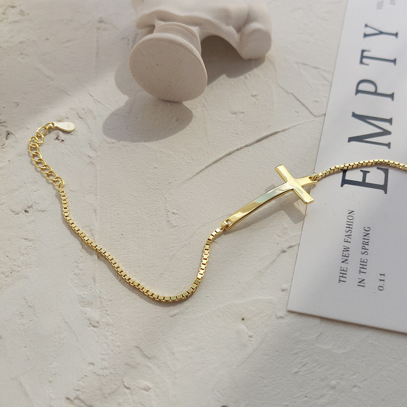 Pulsera Cruzada Chapada En Oro 18K