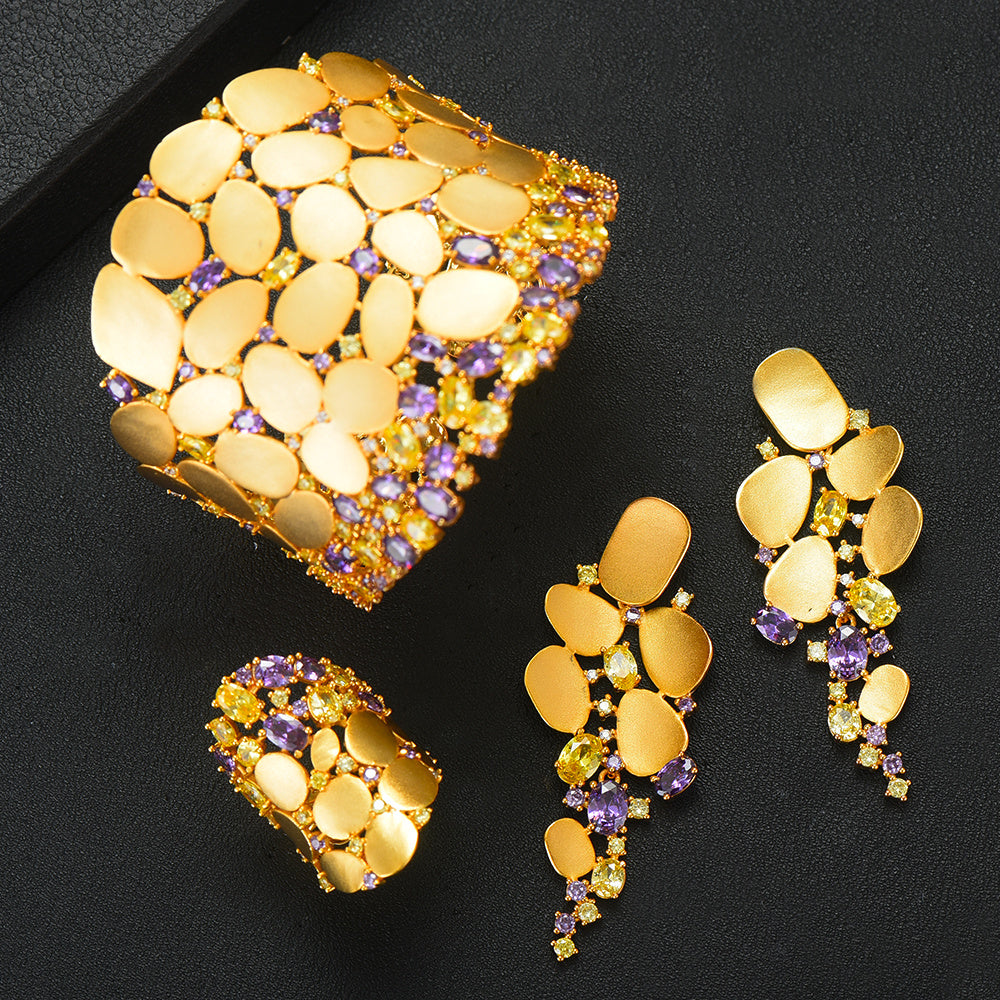 New Fashion, New Nobel Luxury Bangle Earrings Ring Set