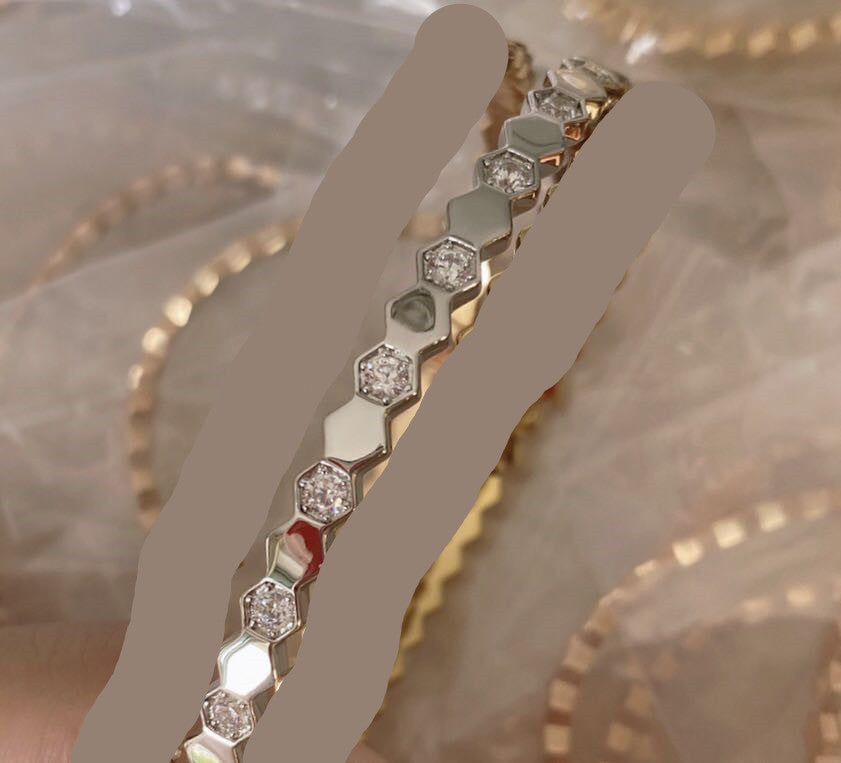 S925 Sterlingsilber Honigwaben-Armband – V-Gold Vergoldet mit Mikrofondetail