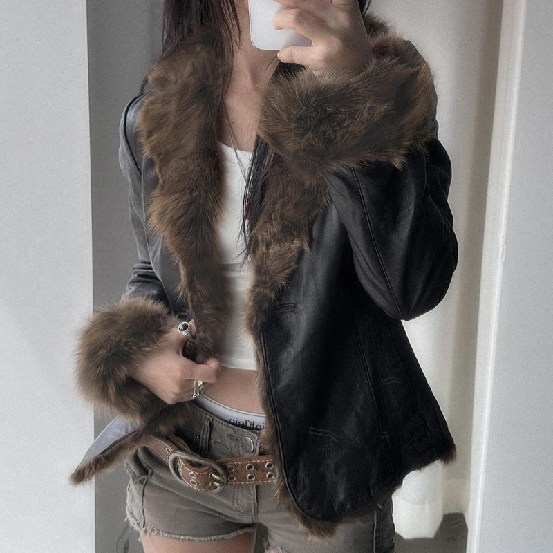 Damen-Lederjacke mit abnehmbarem Revers, langen Ärmeln und Reißverschluss