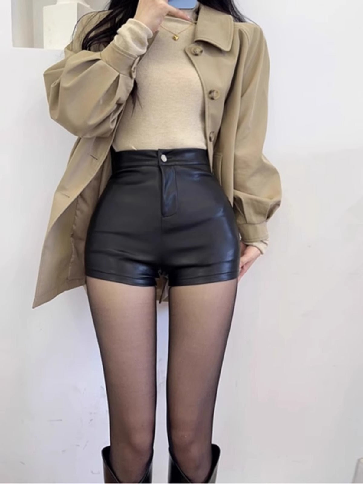 Damen High-Waist Slimming Shorts – Elegant und Komfortabel