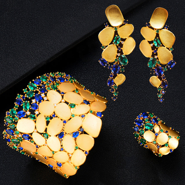 New Fashion, New Nobel Luxury Bangle Earrings Ring Set