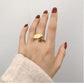 Titanstahl-Goldring für den Zeigefinger – Eleganz im Oval-Design