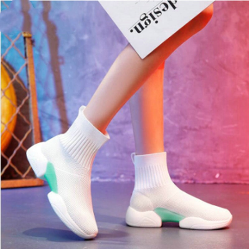 Trendy high-top sneakers for women – stylish, comfortable and versatile