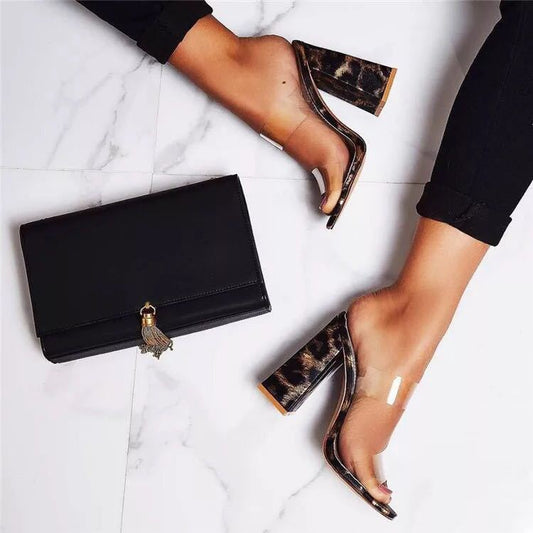 Trendy high-heel sandals with block heels – elegant gladiator-style slides for women