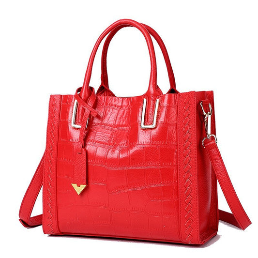 Women's leather handbag with crocodile embossing - elegance in Korean style