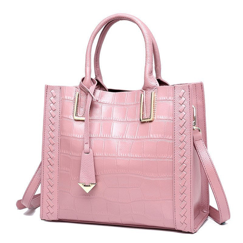Women's leather handbag with crocodile embossing - elegance in Korean style