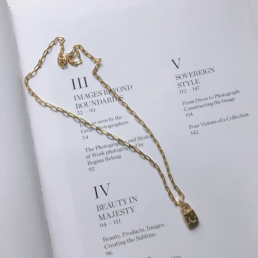 925 Sterling Silver Necklace – Elegant Diamond Lock Pendant in Modern Style