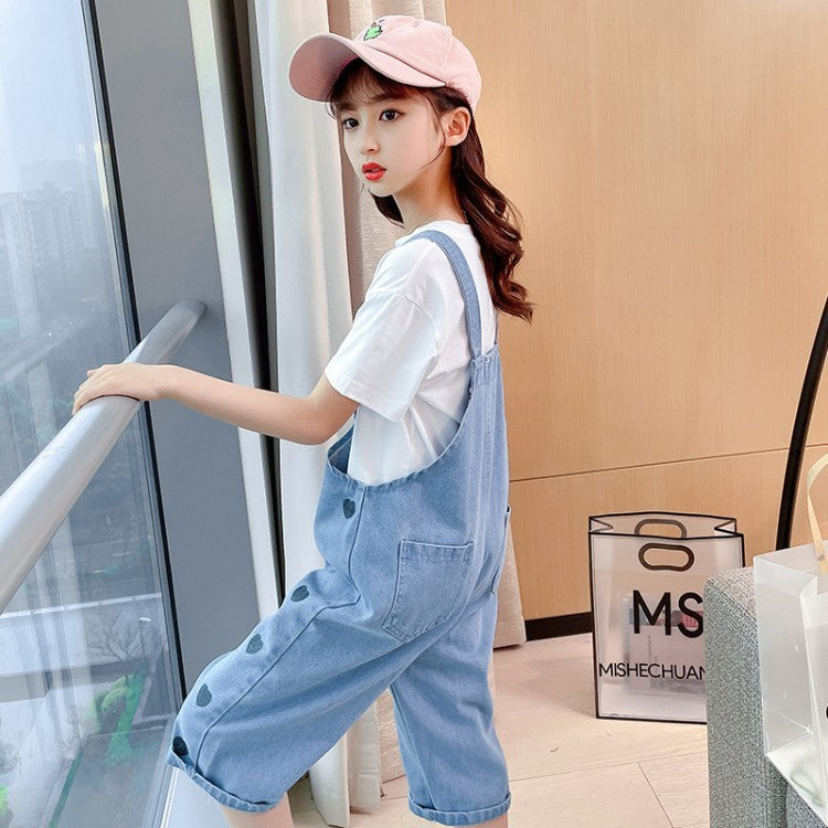 Trendy Baumwoll-T-Shirt und Denim-Latzhosen-Set für Mädchen – Zweiteiliger Kinderanzug