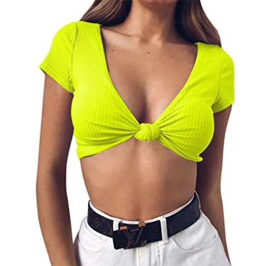 Knotted Short Top mit tiefem V-Ausschnitt und kurzen Ärmeln – Stilvoll und vielseitig