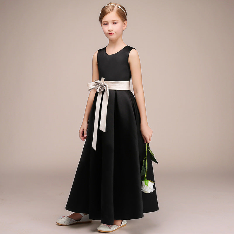Evening dress for girls with piano performance