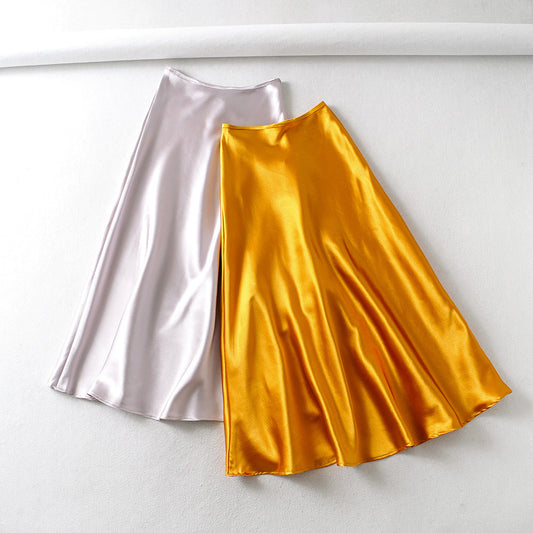 Satin structured skirt in lady style