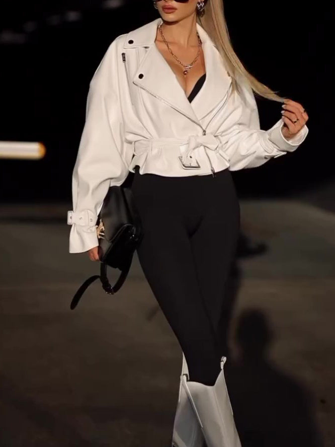 Einfarbige Lederjacke im Cropped-Stil