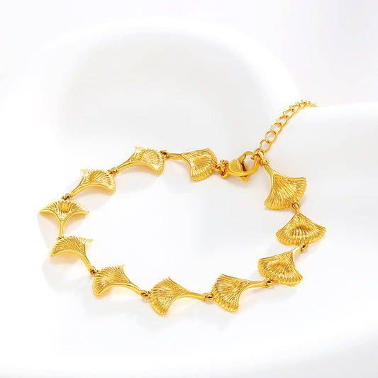 Pulsera de hoja de ginkgo chapada en oro: elegancia en sencillez