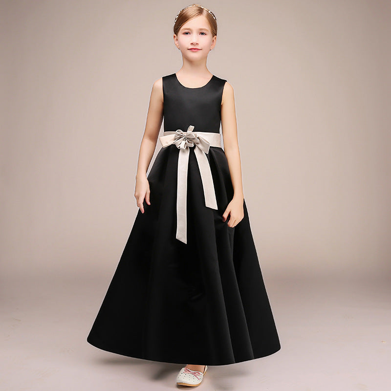 Evening dress for girls with piano performance