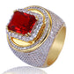 Anillo de hombre con baño de oro de 18 quilates y circonitas: elegancia y estilo