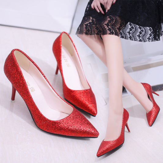Elegant high-heel pumps – classic women's shoes for timeless elegance