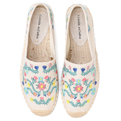 Sommerliche Damen-Espadrilles mit Stickereien – Leicht, Bequem und Stilvoll