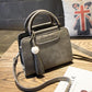 Bolso de mujer de moda: bolso elegante con detalles elegantes