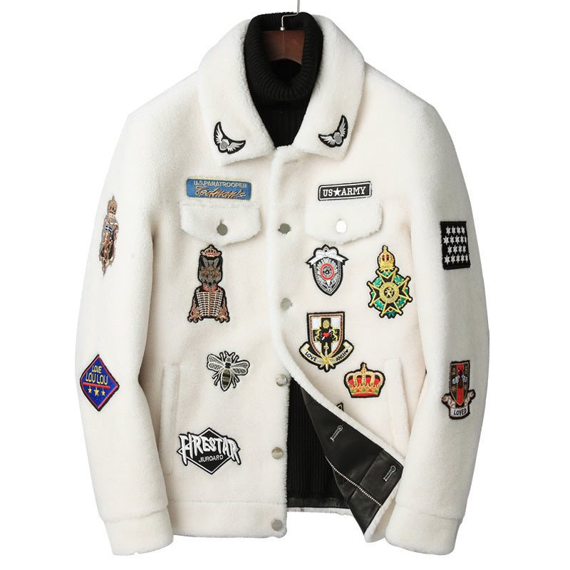Fashionable white lambskin jacket with grain structure