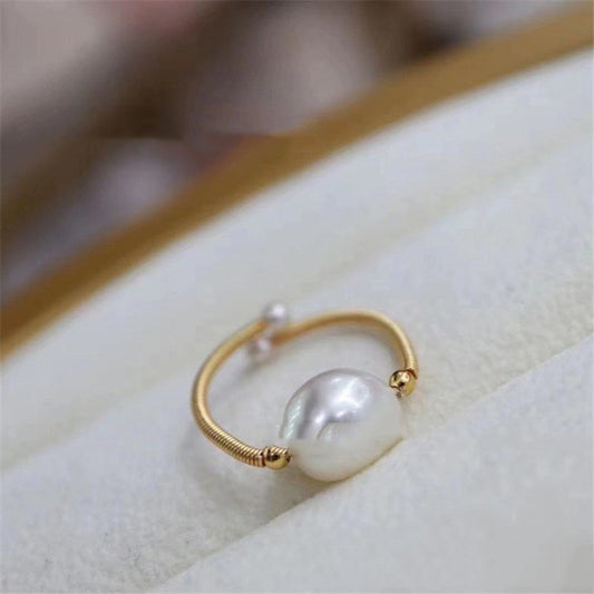 Anillo de perlas de oro de 14 quilates: elegancia y estilo combinados
