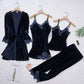 Sexy Pyjama-Set aus Goldsamt