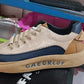 Zapatos casuales bajos para hombre, modernos y versátiles.
