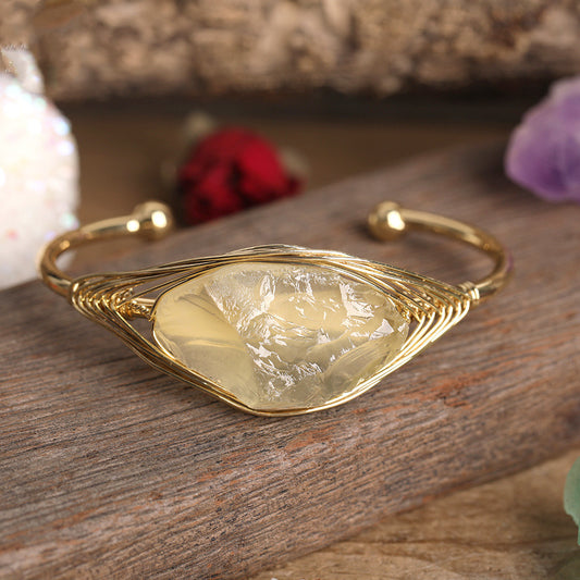 Pulsera de alambre de cobre dorado de moda para mujer.