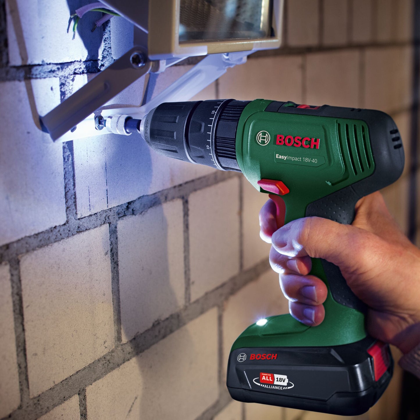Bosch EasyImpact 18V-40 im Koffer Akku-Bohrmaschine Set