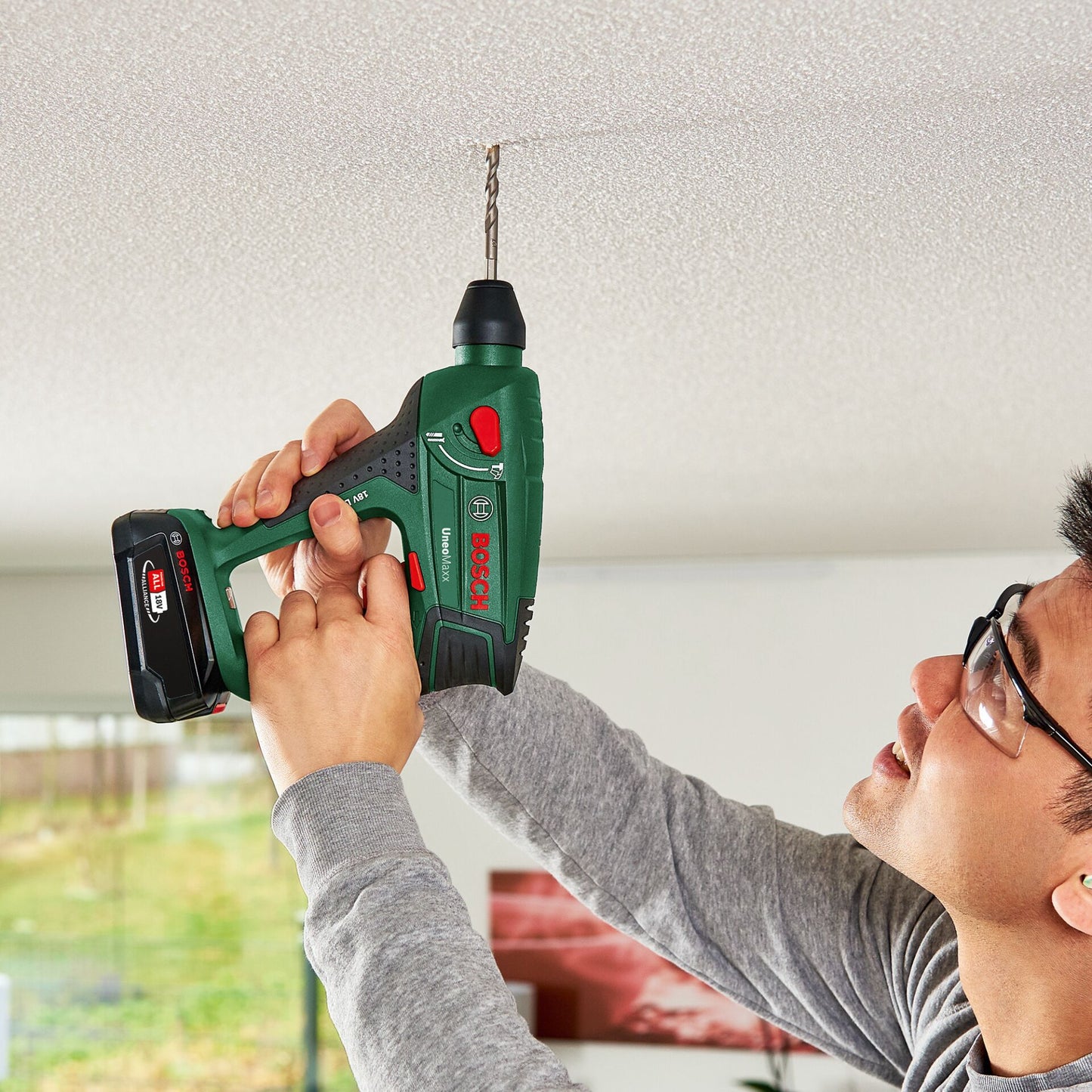 Bosch UNEO Maxx Akku-Bohrhammer 3-in-1 Mit 2 Akkus