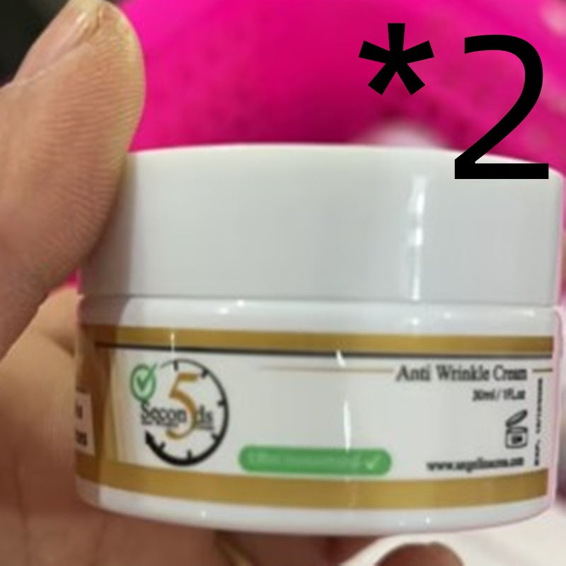 Aktive Retinol-Gesichtscreme für heiße Hautpflegeprodukte