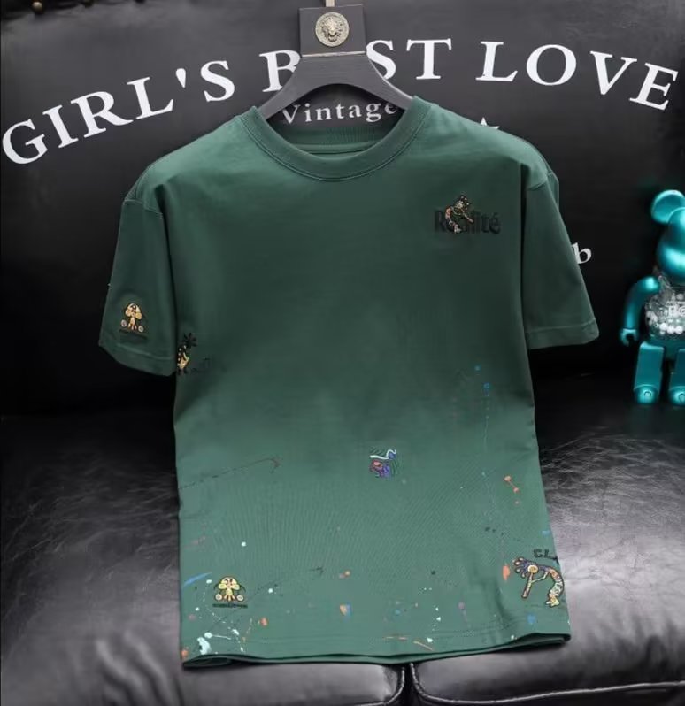 Herren-T-Shirt mit Stickerei und Rundhalsausschnitt, modisch