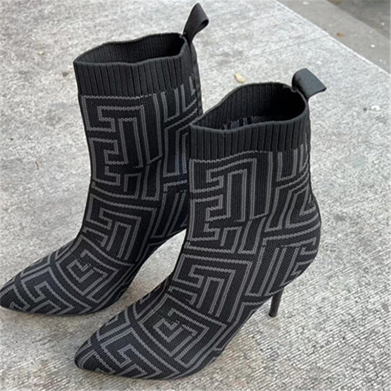 Women's High Heel Boots - Fashionable over-the-knee boots with pointed toe and thin heel