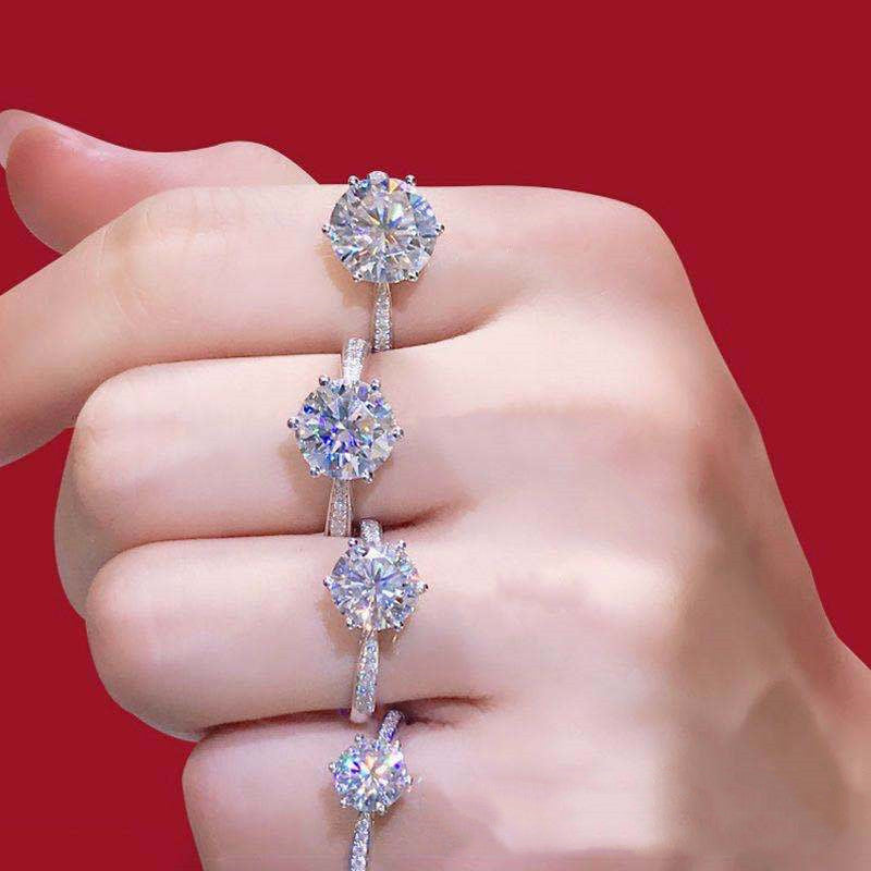 Ladies' ring with moissanite - elegance and simplicity in K-gold look