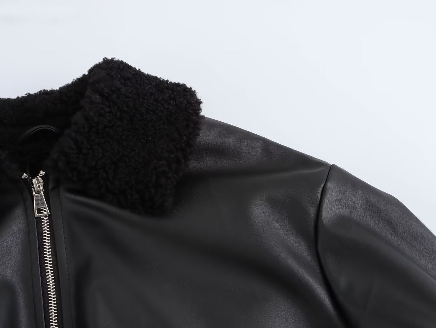 Vielseitige und einfache Streetstyle-Jacke – Perfekt für einen urbanen Look
